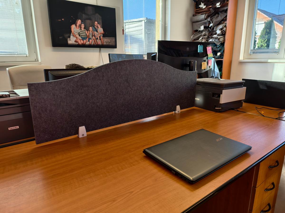 Panel Bilnora 120x40x1,2 cm – Przegroda akustyczna na biurko - Próbka nr 2 - obrazek 9