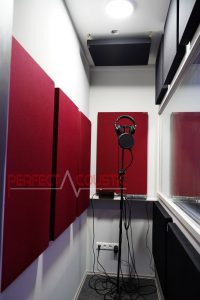 acoustic management of the recording room